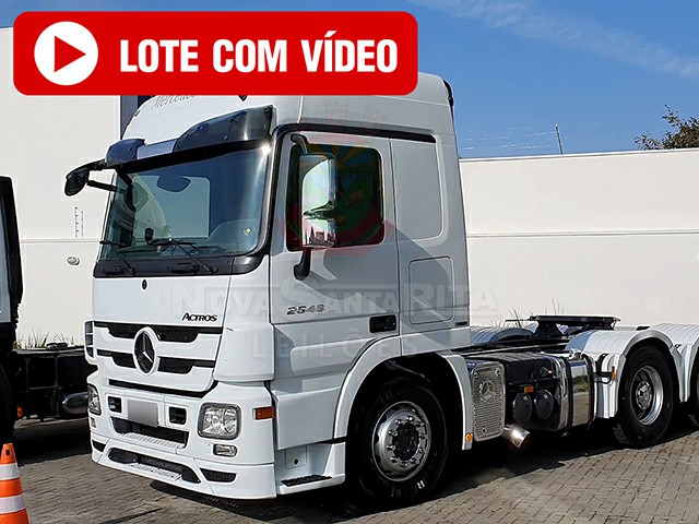 LOTE 001 - MERCEDES-BENZ Actros 2546 LS 6x2 2p (diesel) 2011