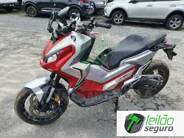 LOTE 004/ X-ADV 750 DCT