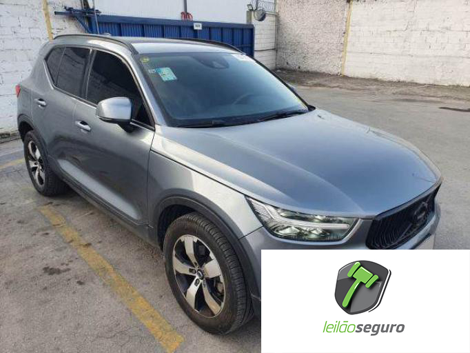 LOTE 026 VOLVO XC40 2019